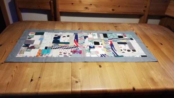 Tischdecke,Tischläufer, Patchworkdecke, Baumwolle, Patchwork, crazy Patchwork – Bild 7